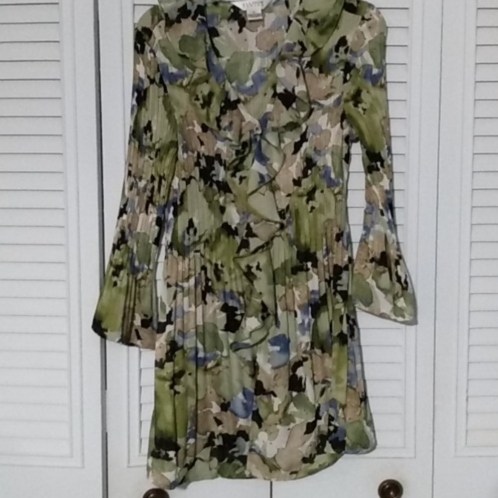 Ruffled blouse by Allison Taylor. XL